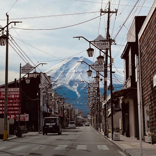 攻略》2025 日本富士山旅遊攻略！河口湖景點/爬富士山交通/櫻花一日遊