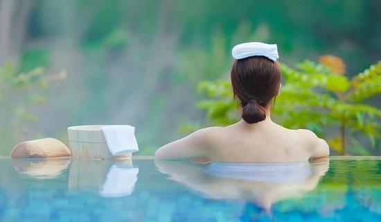 精選全臺熱門溫泉，刷台新卡最優第2人免費